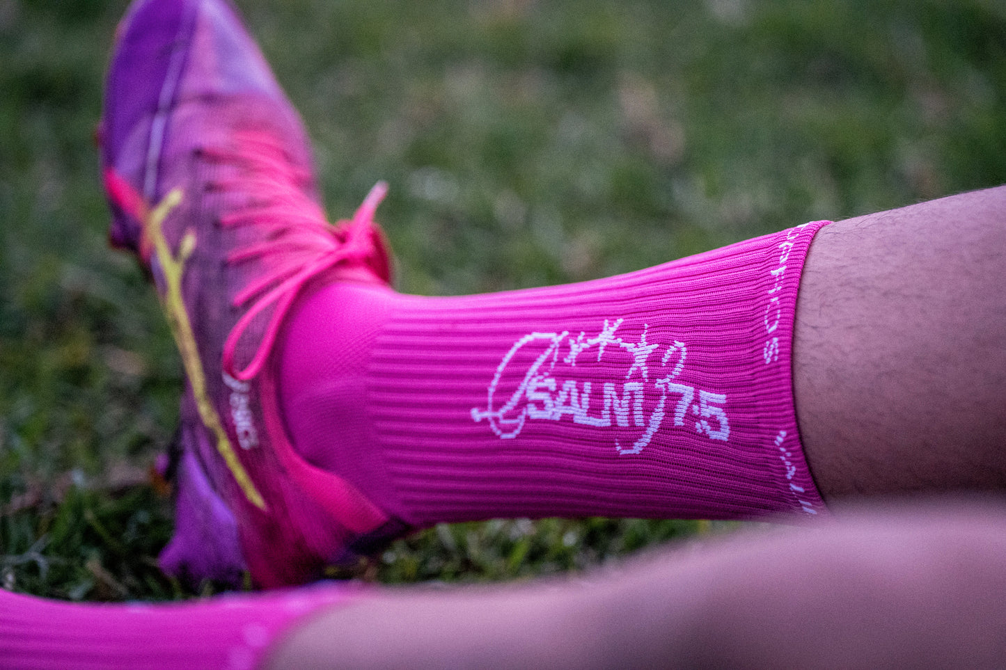 Psalm 37:5 Grip Socks - Berry Pink