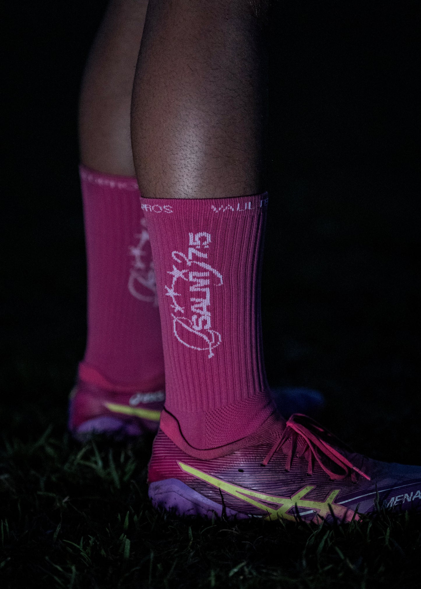 Psalm 37:5 Grip Socks - Berry Pink